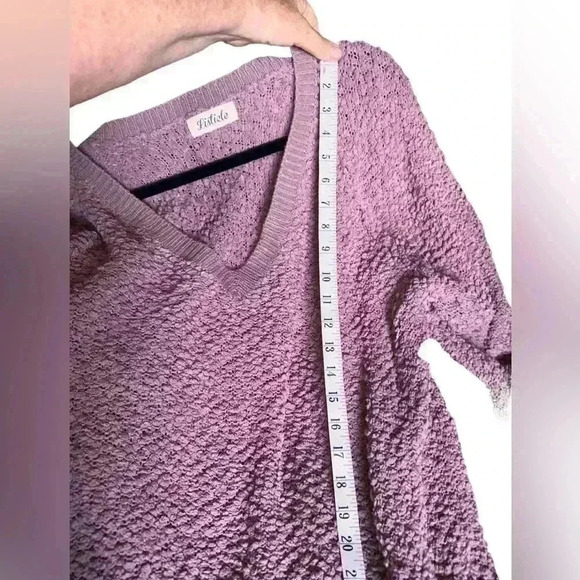 Listicle large mauve / dusty rose relaxed fit  V Neck popcorn sweater. GUC. - Picture 6 of 11